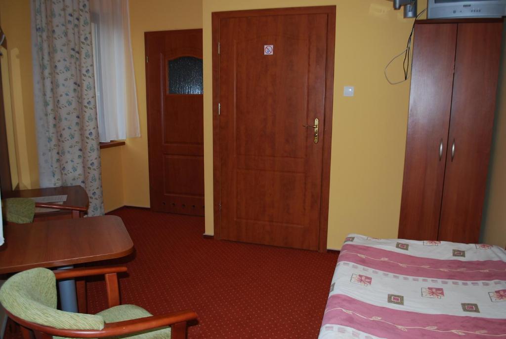 Hotel Anka Słubice Quarto foto